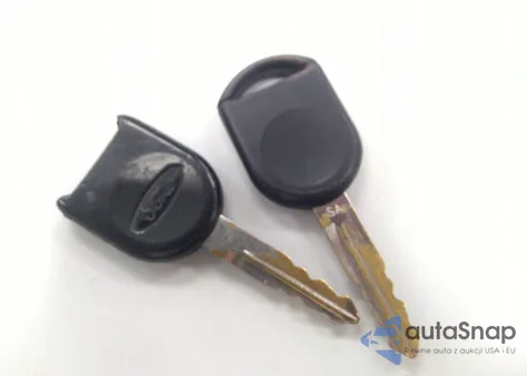 2011 Ford F-150 Xl z USA, uszkodzony, nr VIN 1FTMF1CM7BKD32920